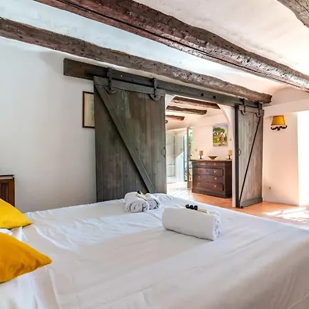 Apartment Caldana Furnished Flat Cannes